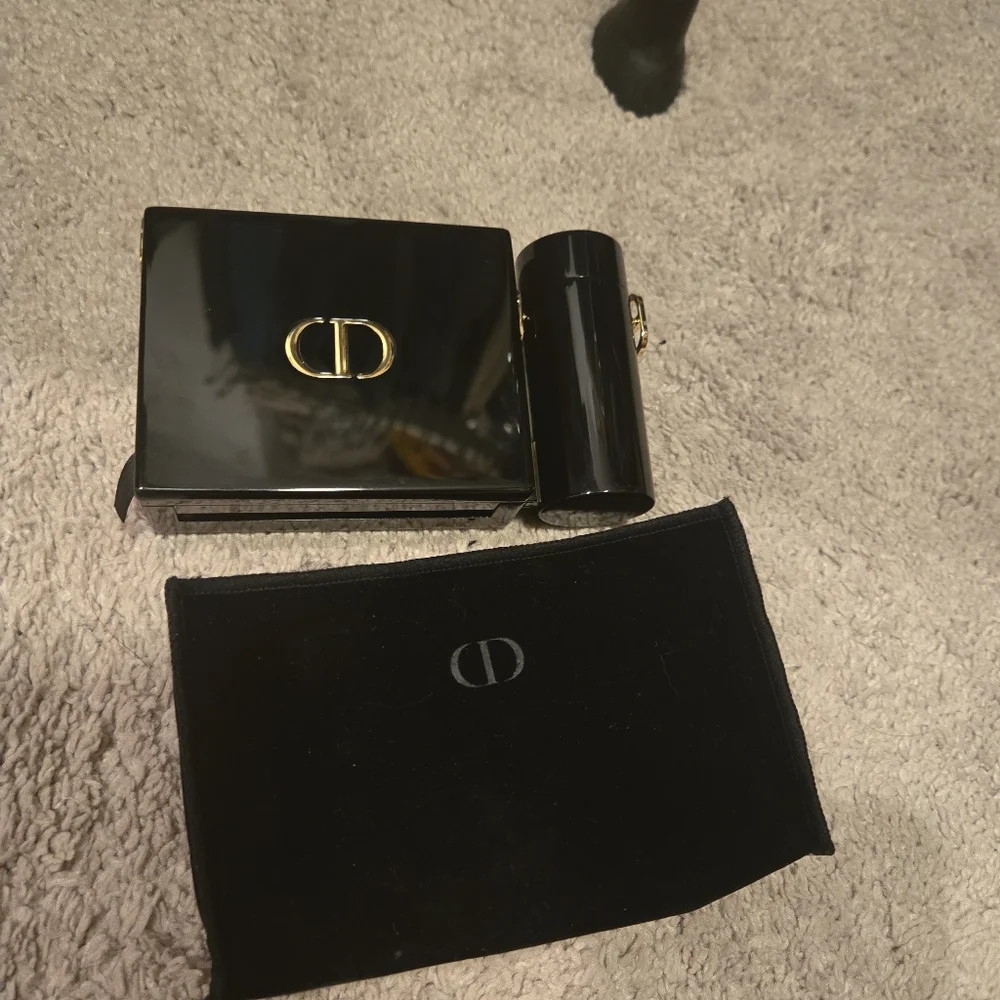 Dior lipstick clutch - Picture 1 of 6